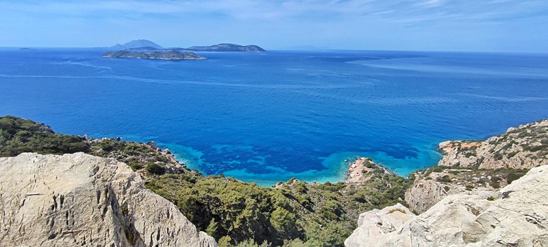 Sea: inspiring or isolating? 